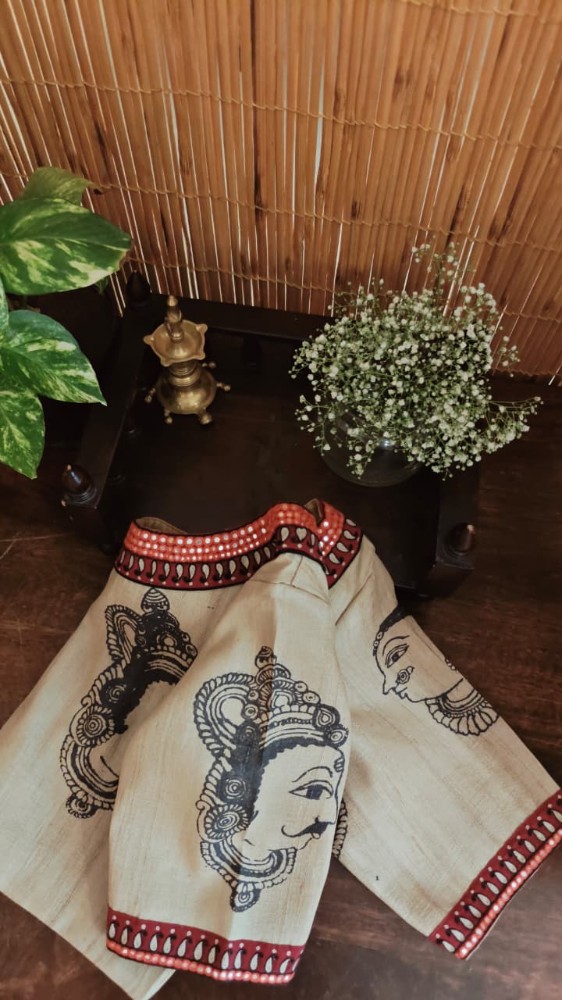 Murals on Tussar
